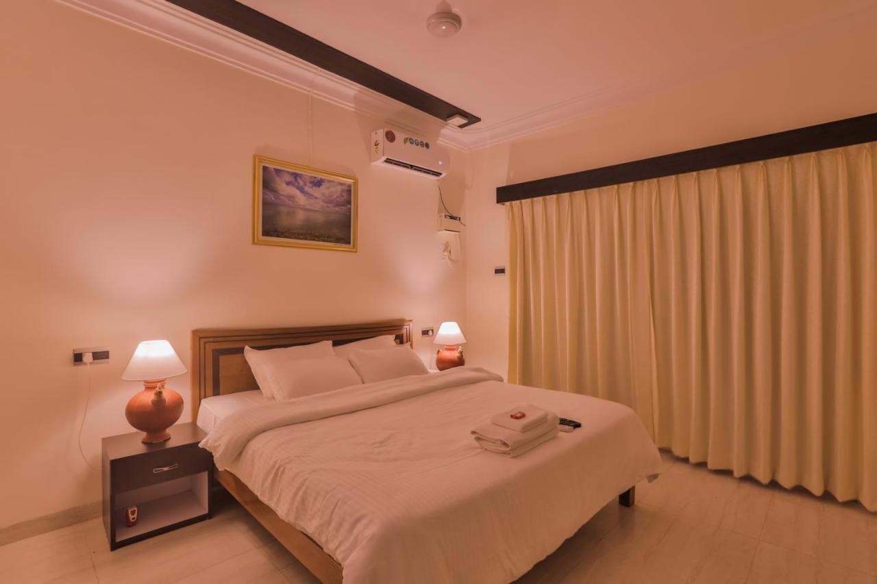 Pinnacle Blue By The Beach Calangute Exterior foto