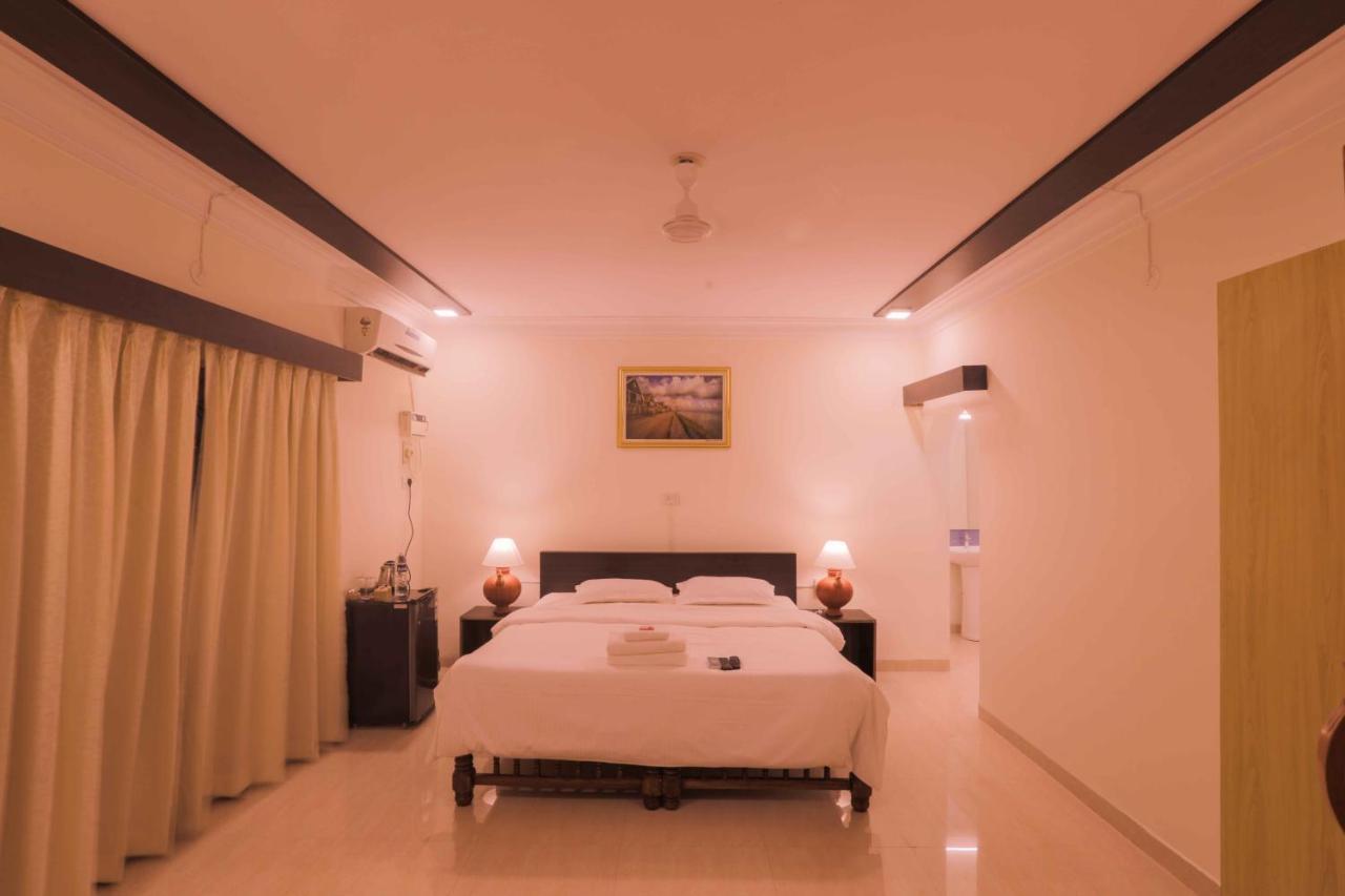 Pinnacle Blue By The Beach Calangute Exterior foto