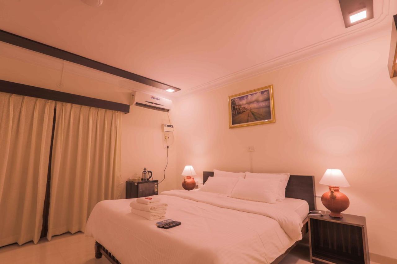 Pinnacle Blue By The Beach Calangute Exterior foto