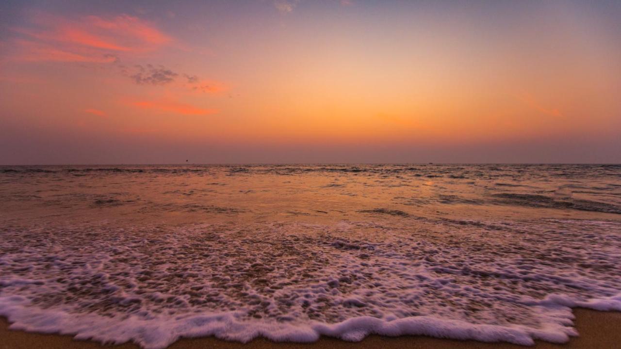 Pinnacle Blue By The Beach Calangute Exterior foto
