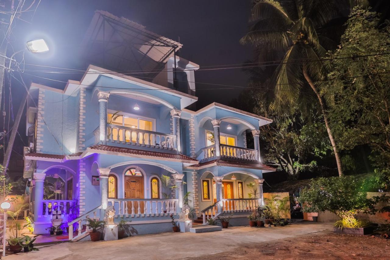 Pinnacle Blue By The Beach Calangute Exterior foto